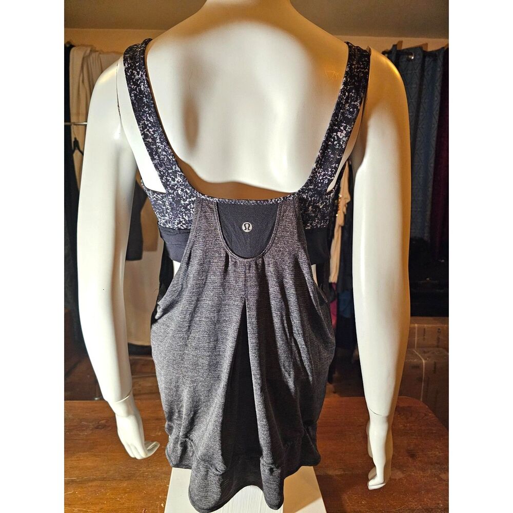 Lululemon Run Time Tank Size 12 Built In Bra Gray Racerback Athletic Workout Top